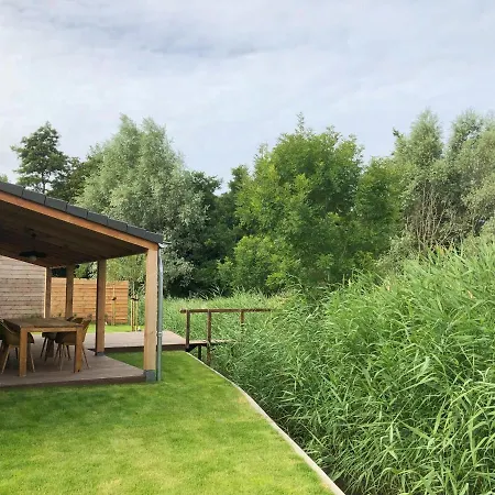 82 Op Recreatiepark De Wielen