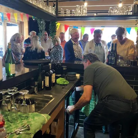 82 Op Recreatiepark De Wielen * Sint Maarten